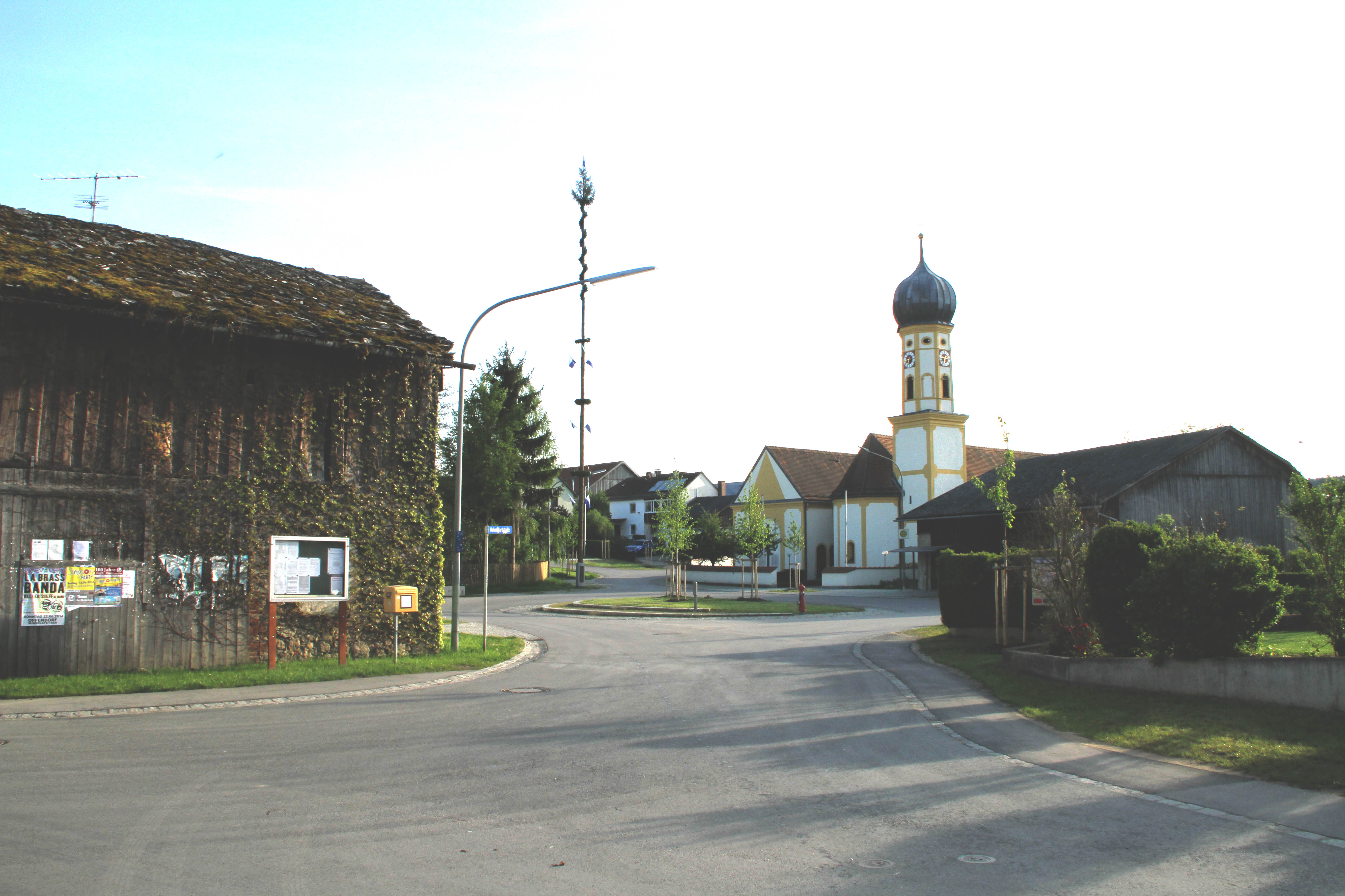 Dorfplatz (2)1